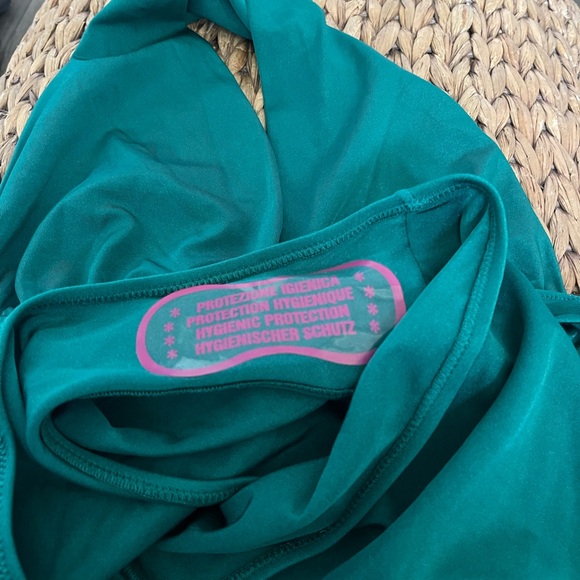 OYE SWIMWEAR ROMAN PLUNGE - Picture 5 of 7